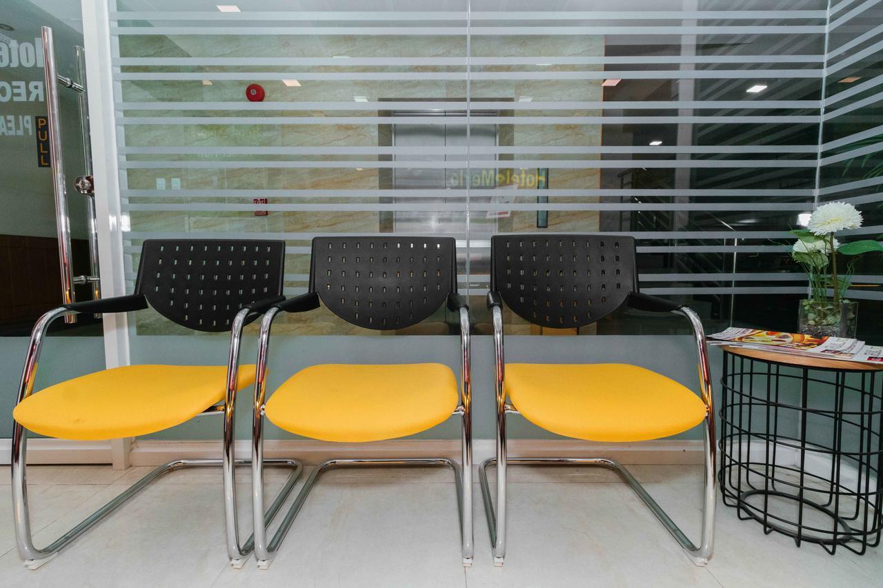 Отель Reddoorz Premium @ Sampaloc Makati Макати Экстерьер фото